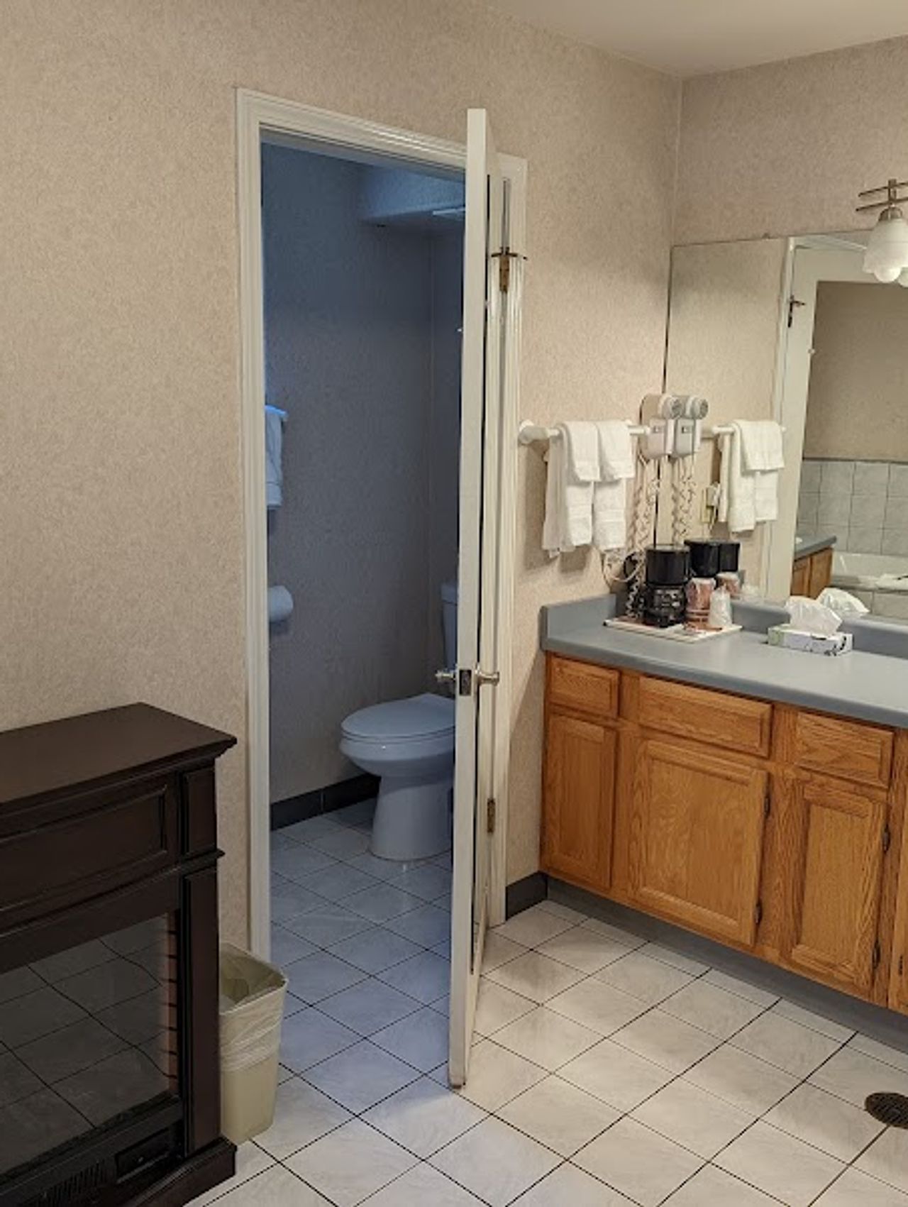 Photo of Garden Inn and Suites