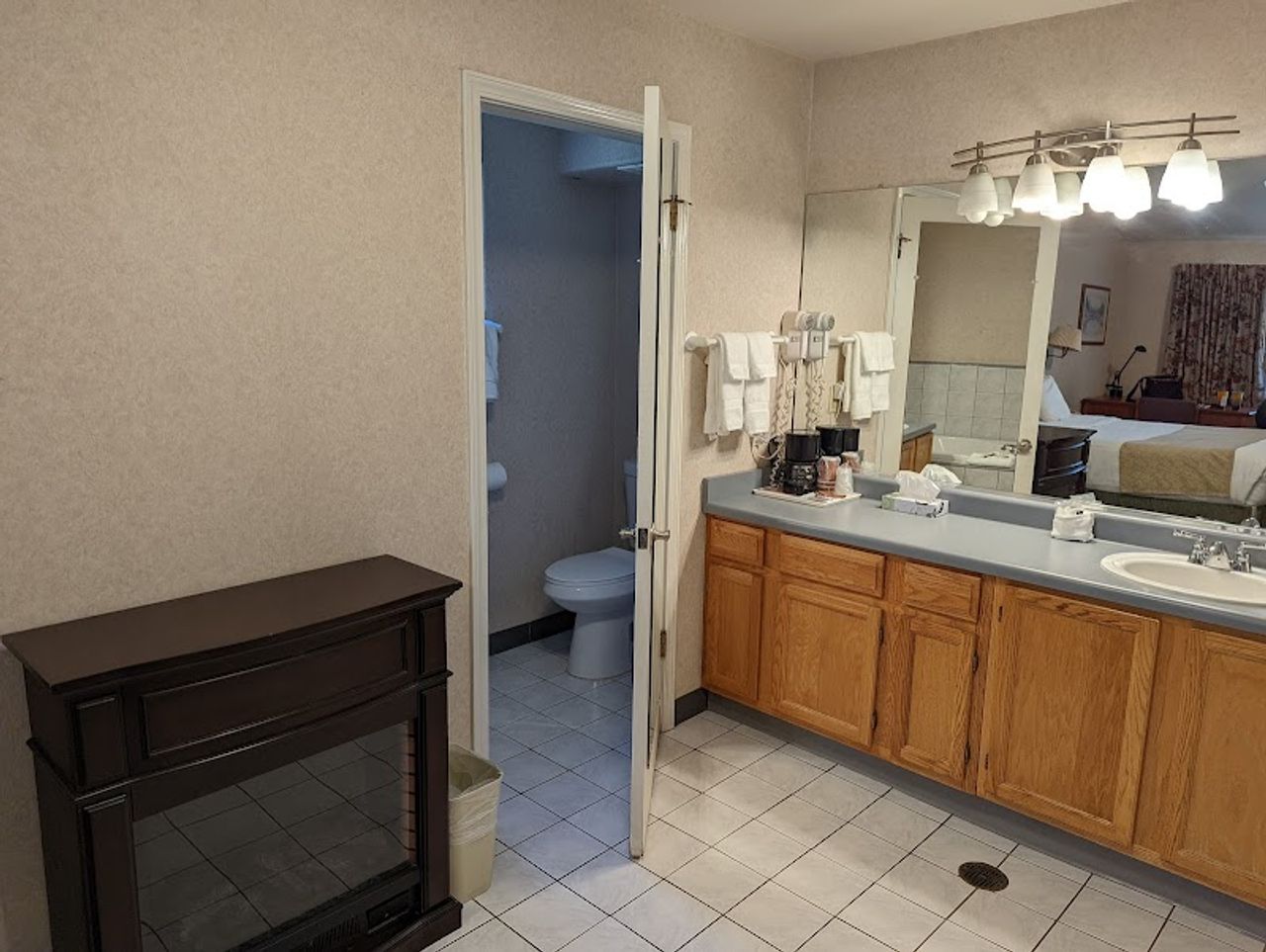 Photo of Garden Inn and Suites