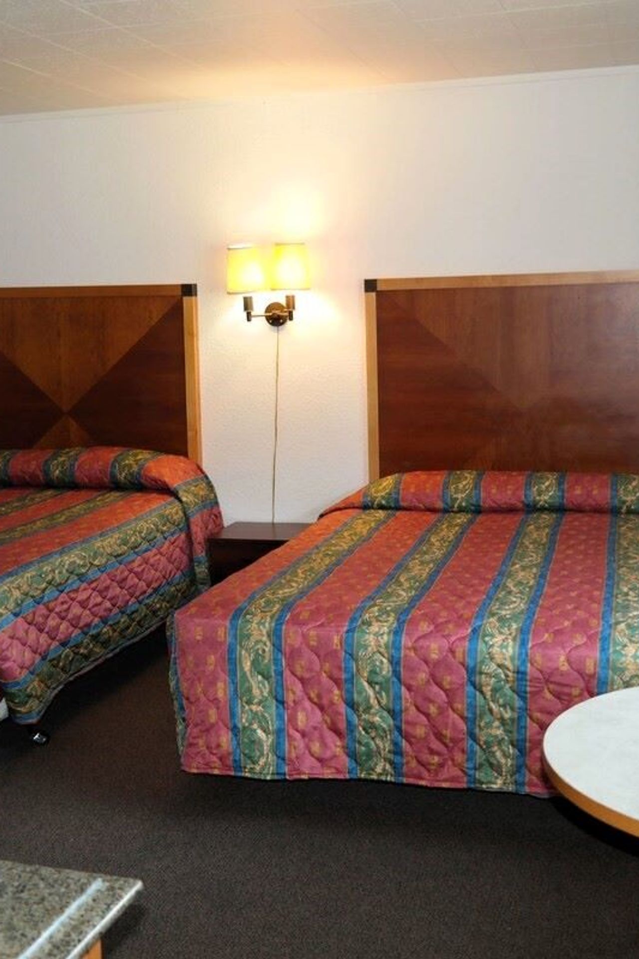 Room with 2 Queen Bed, River Park Inn
