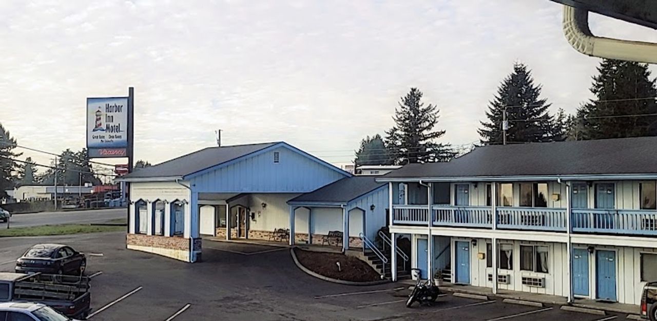 Photo of Harbor Inn