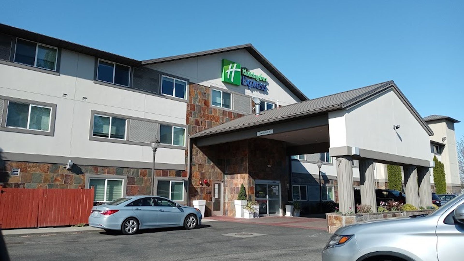 Holiday Inn Express & Suites Seattle-Everett, an IHG Hotel