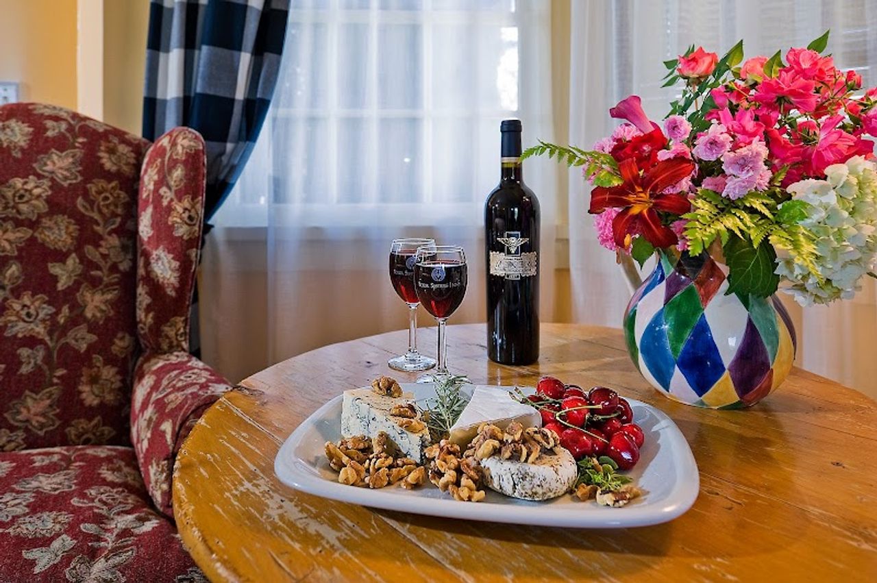 Photo of Maison Fleurie, A Four Sisters Inn