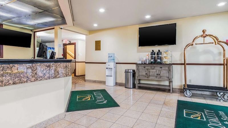 Photo of Quality Inn & Suites Lacey Olympia