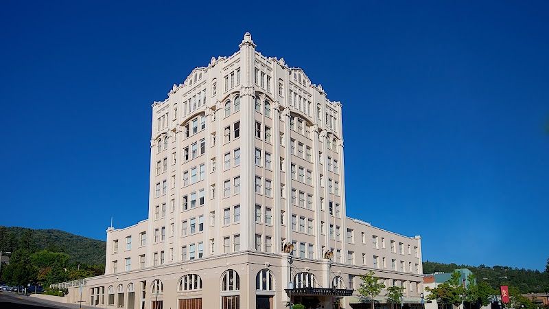 Photo of Ashland Springs Hotel