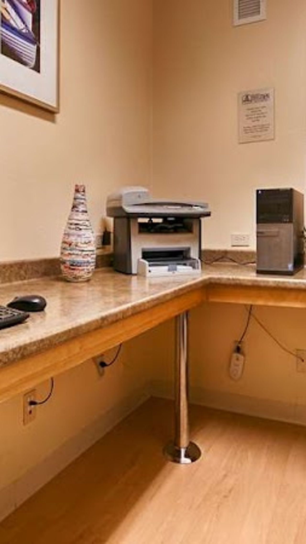 Photo of Executive Residency by Best Western Navigator Inn & Suites