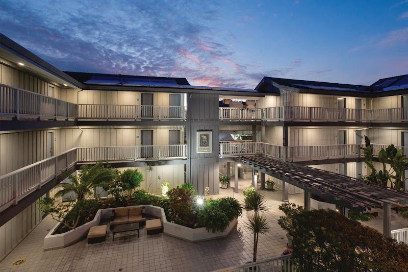 Photo of Holiday Inn Express - Courtyard