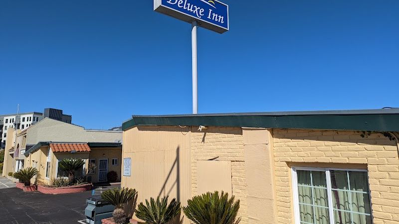 Photo of Deluxe Inn