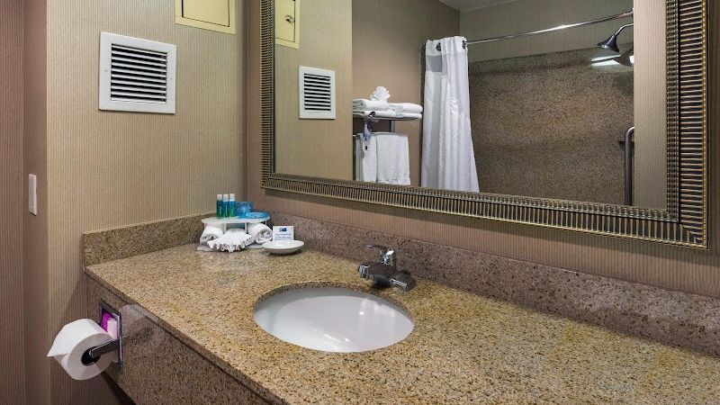 Photo of Holiday Inn Express & Suites Livermore by IHG