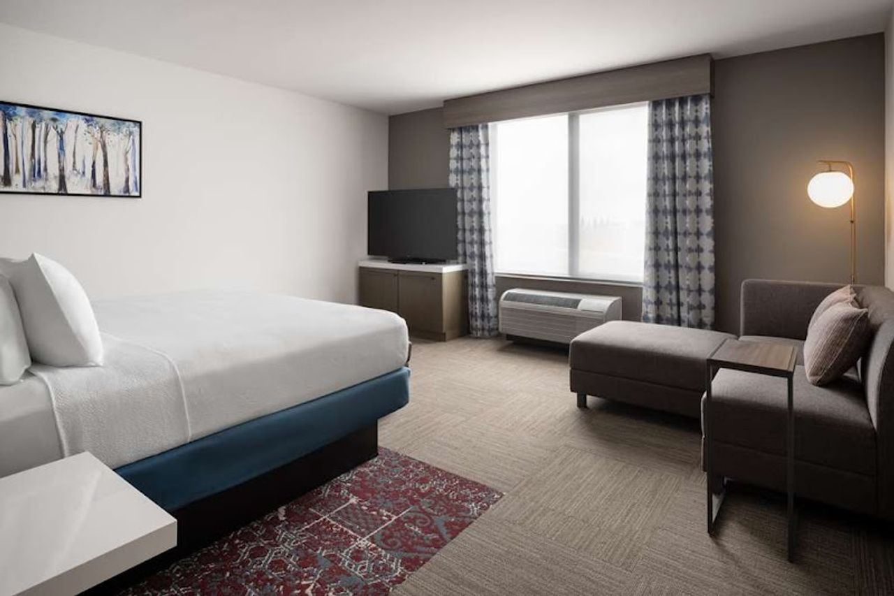 Photo of Hilton Garden Inn Visalia