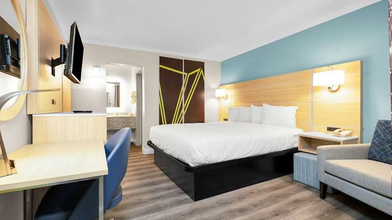 Photo of SureStay by Best Western San Francisco Marina District