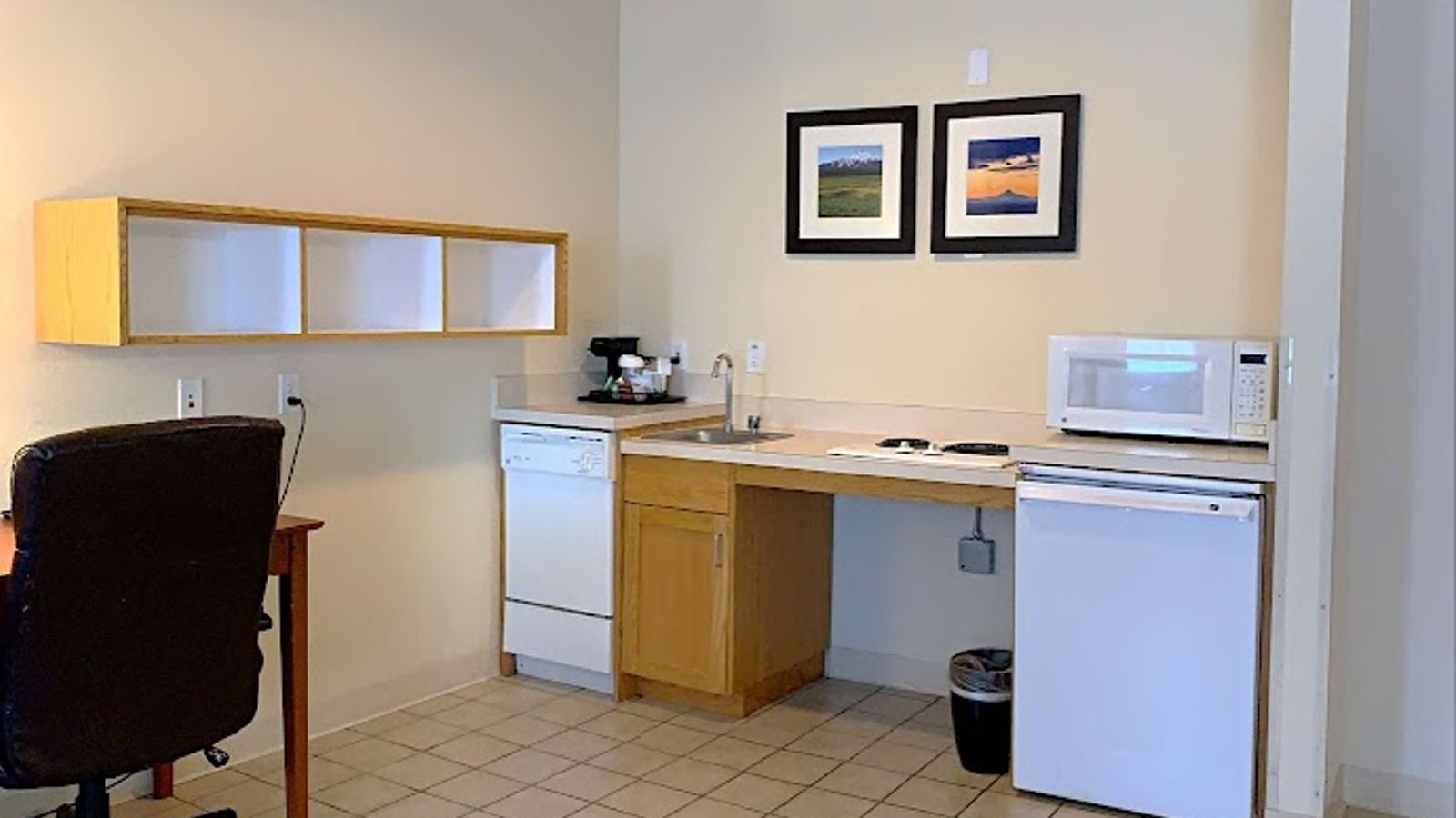 Photo of Country Inn & Suites by Radisson, Bend, OR