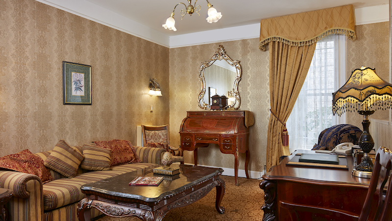 Photo of Queen Anne Hotel