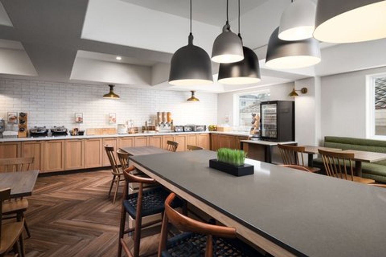 Photo of Fairfield Inn & Suites San Francisco San Carlos