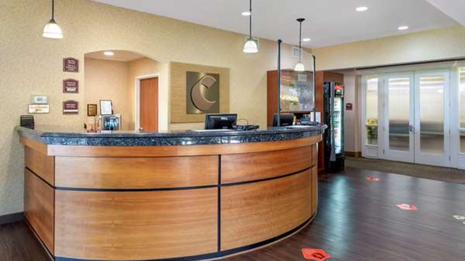 Photo of Comfort Suites Eugene - Reception, Lobby