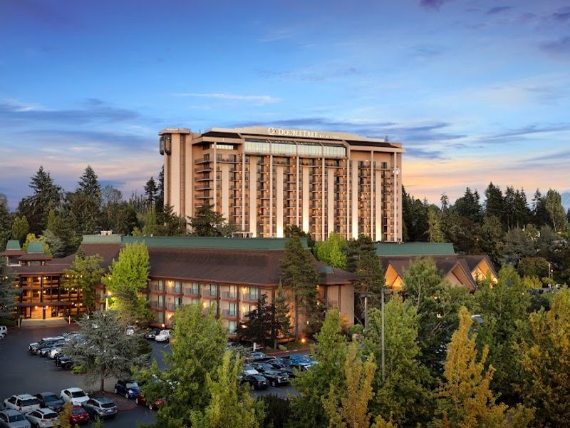 DoubleTree by Hilton Hotel Seattle Airport