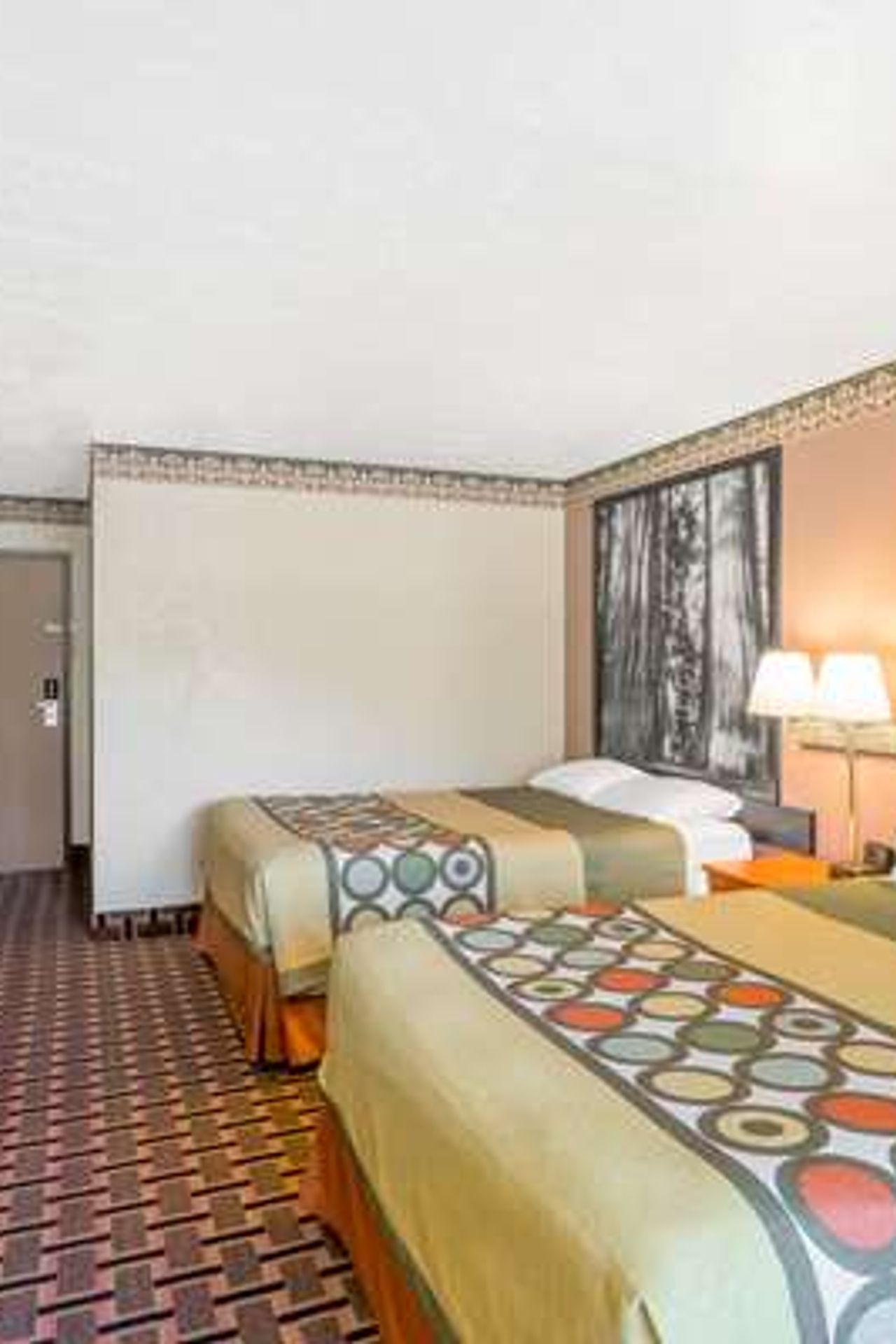 Photo of Super 8 by Wyndham Grants Pass
