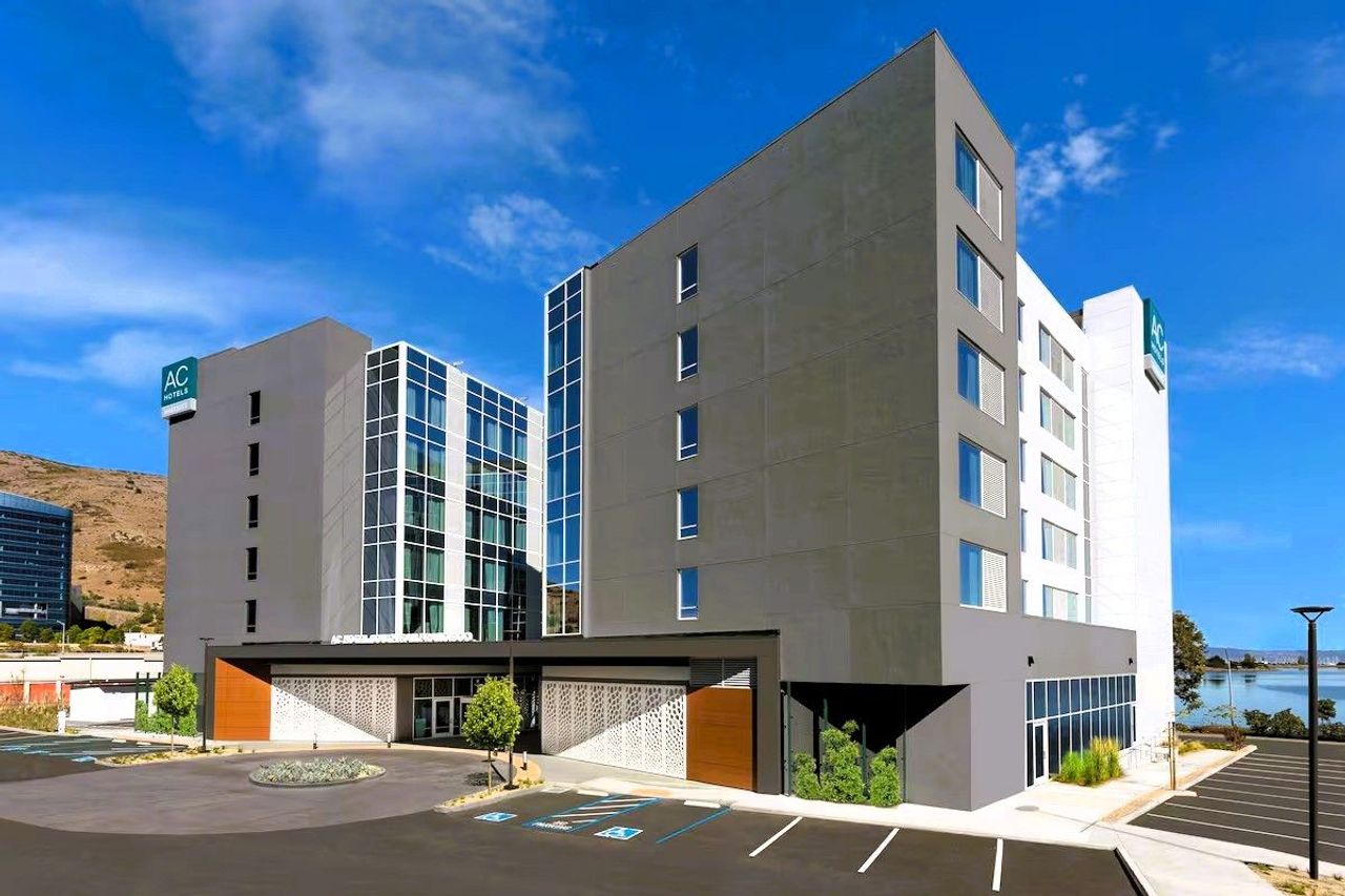 AC Hotel San Francisco Airport/Oyster Point Waterfront