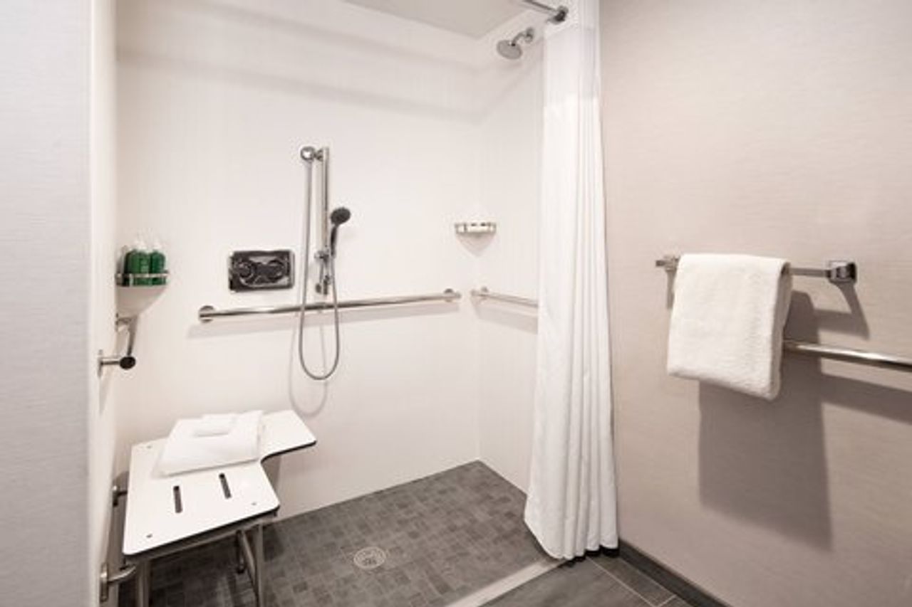 Photo of Courtyard Fresno