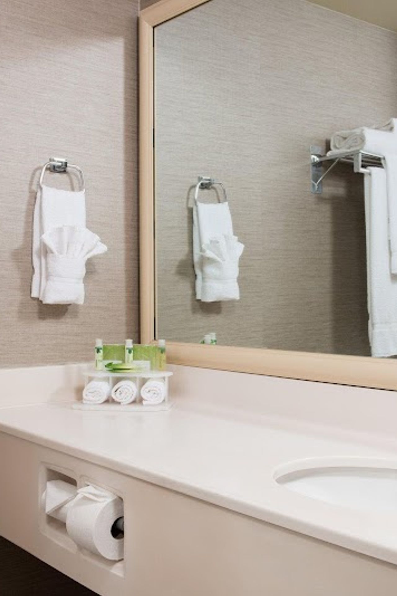 Photo of Holiday Inn Express & Suites Burlington, an IHG Hotel