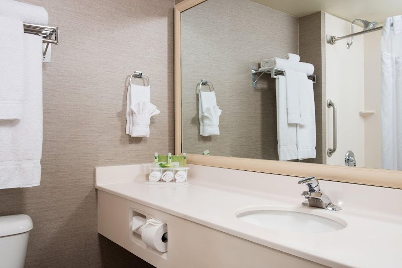 Photo of Holiday Inn Express & Suites Burlington, an IHG Hotel