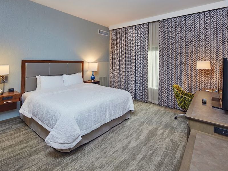 Photo of Hampton Inn & Suites Sacramento at CSUS