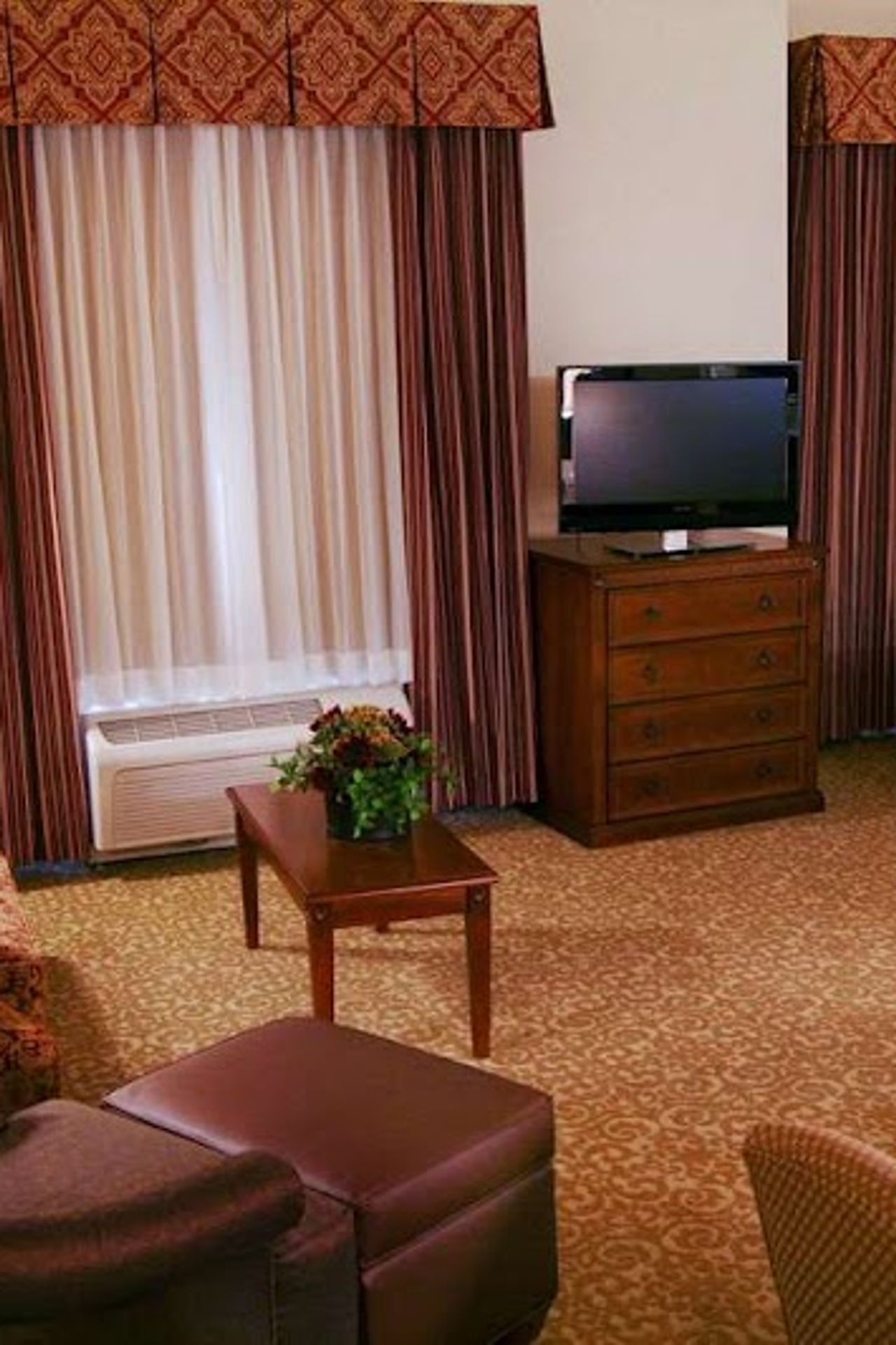 Photo of Hampton Inn & Suites Lodi