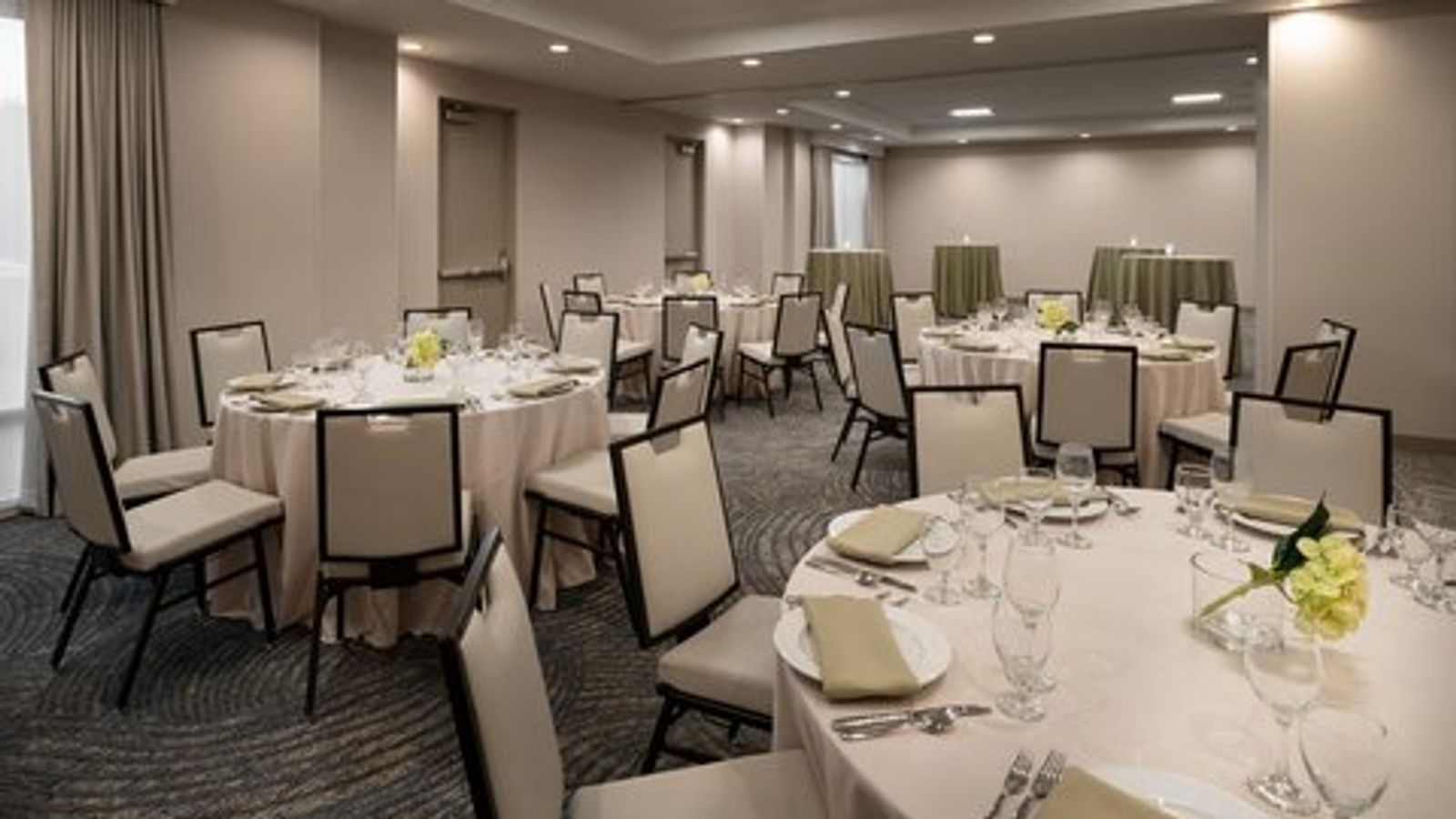 Photo of Courtyard San Francisco Airport Burlingame