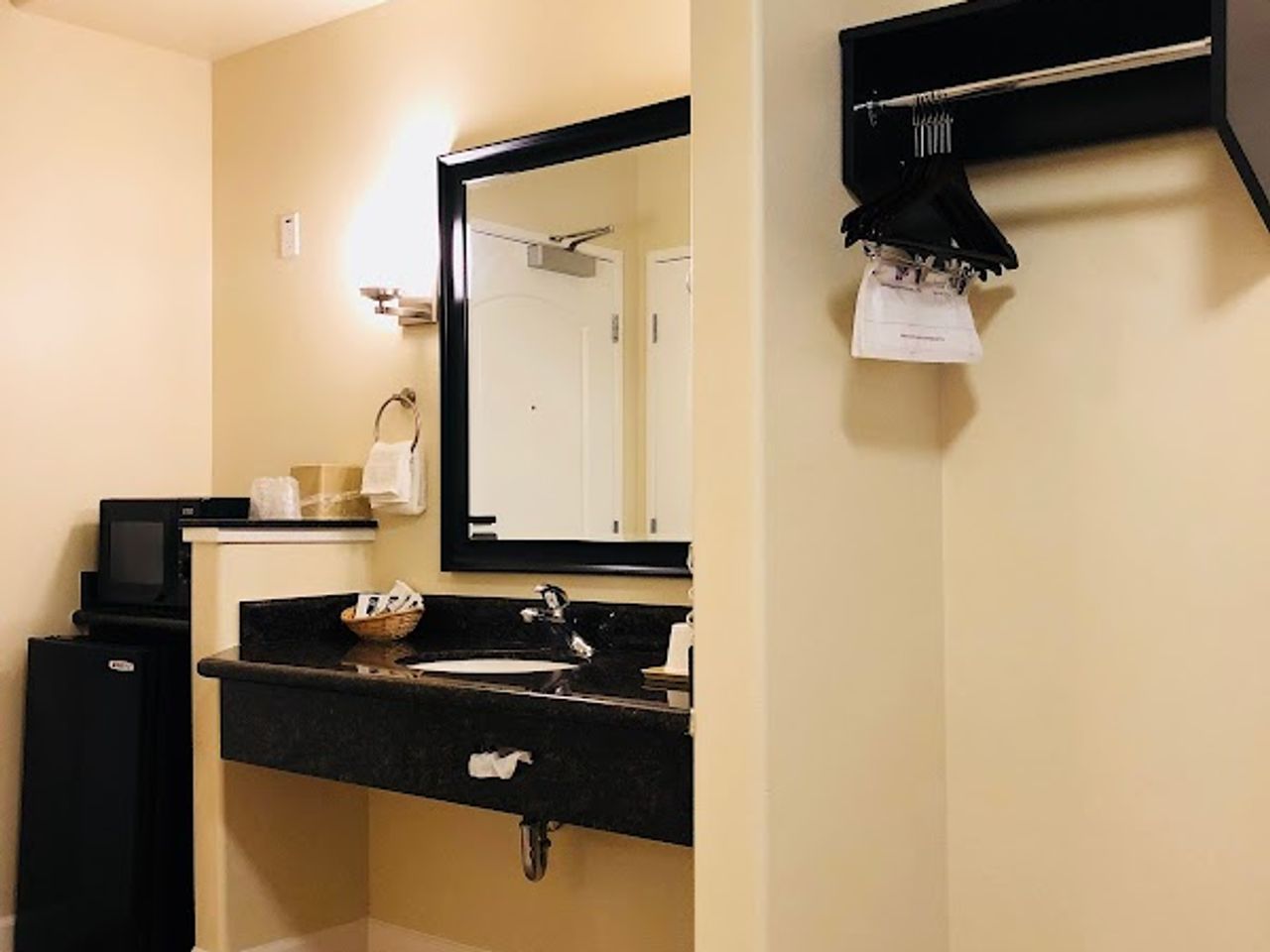Photo of Gateway Inn & Suites San Francisco (SFO) Airport