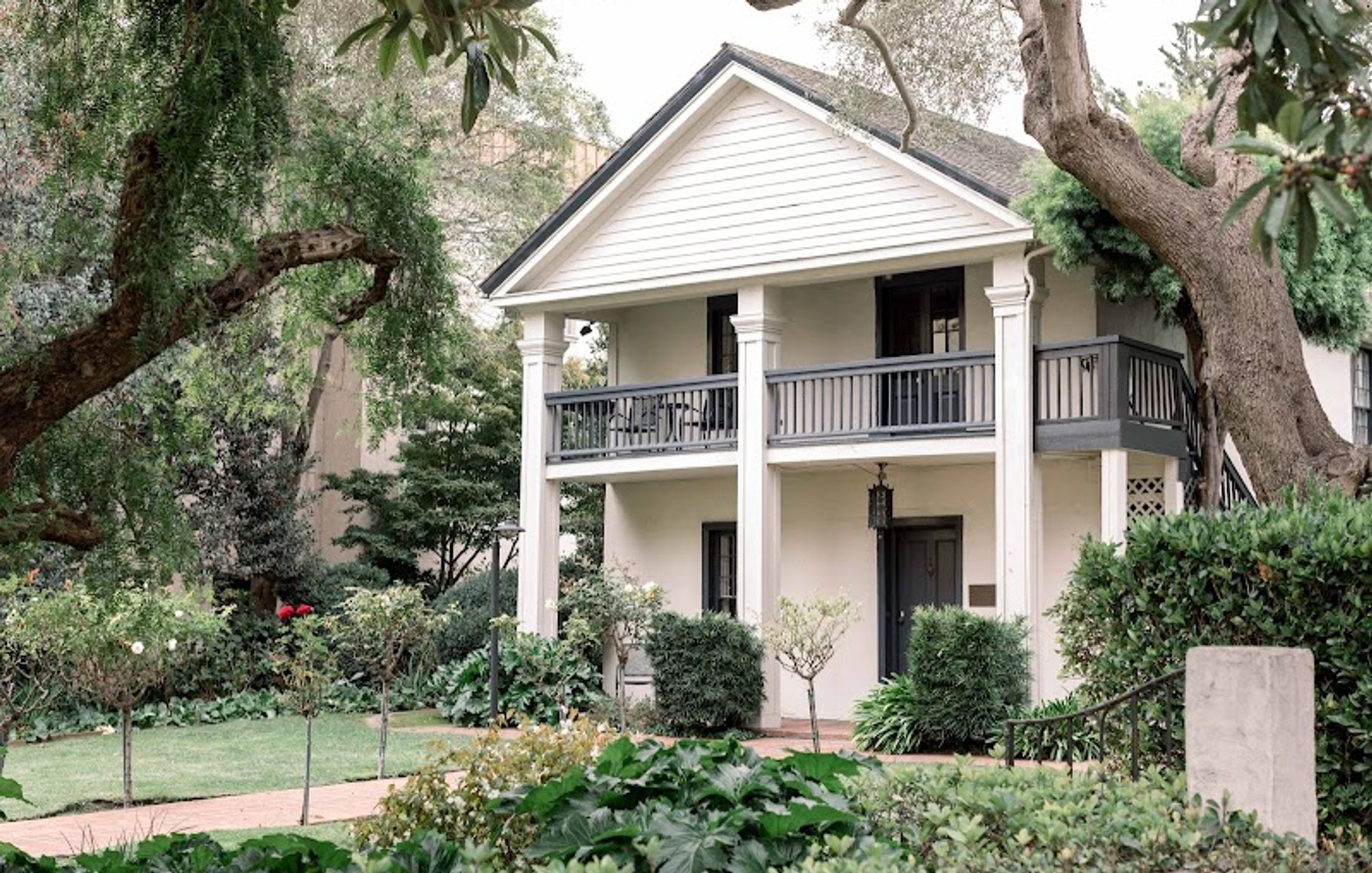 Merritt House Hotel