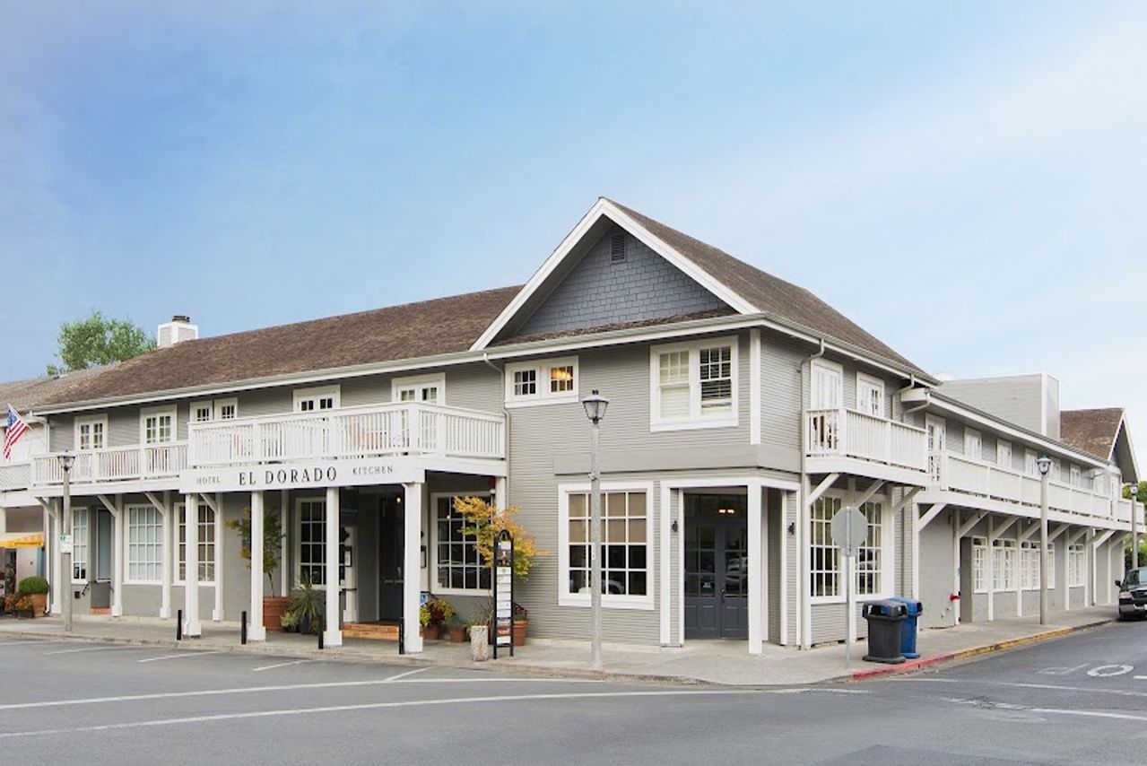 Photo of El Dorado Hotel