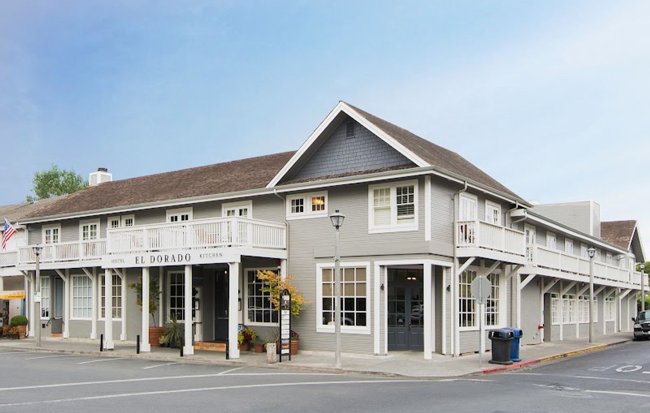 El Dorado Hotel