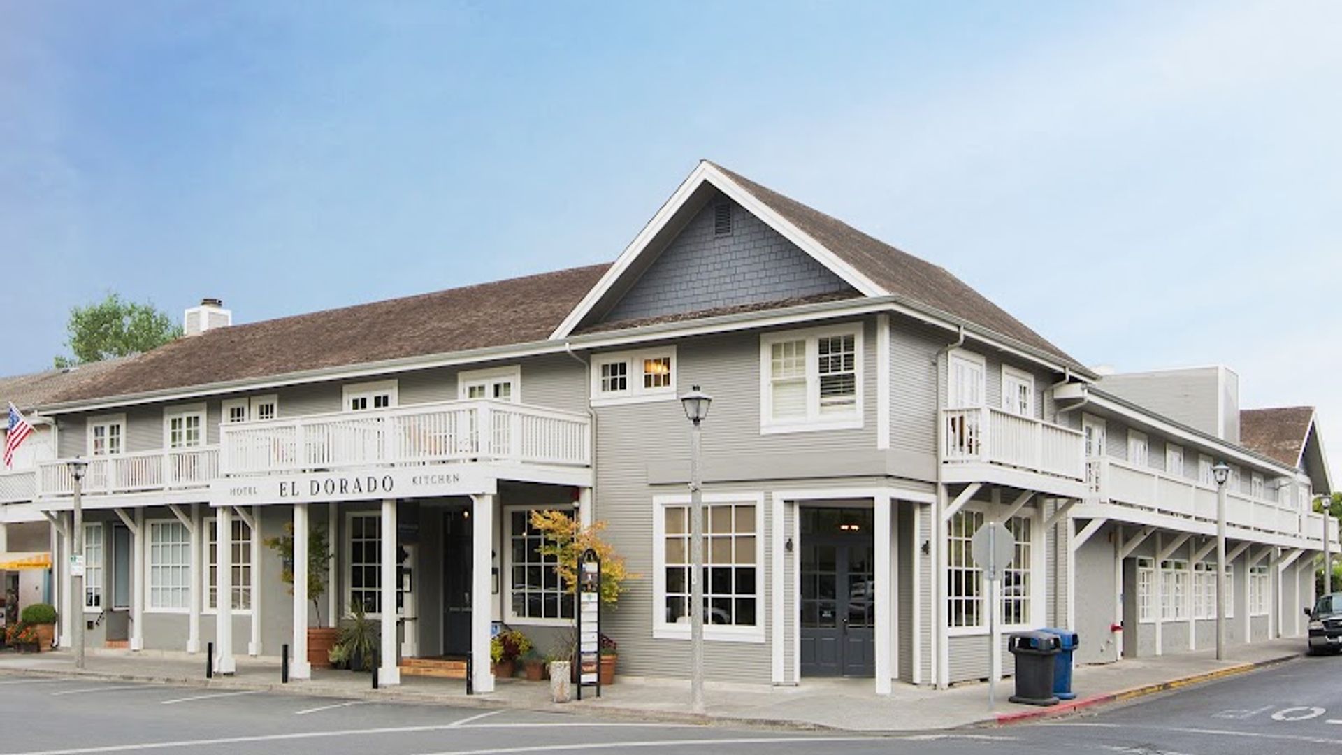 El Dorado Hotel