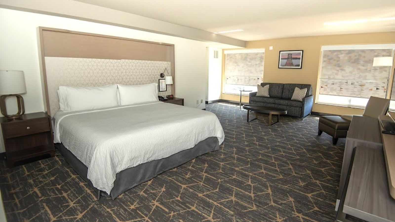 Photo of Holiday Inn & Suites Oakland - Airport, an IHG Hotel