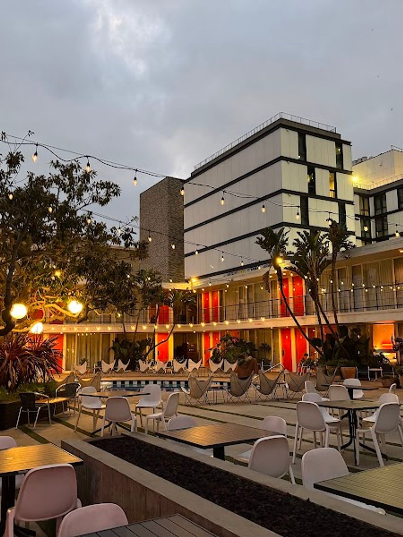 Photo of Phoenix Hotel