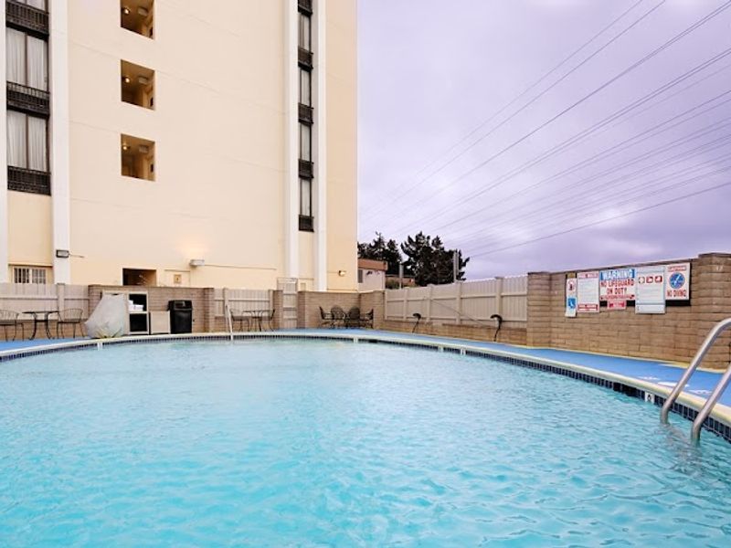 Photo of Best Western Plus Grosvenor Airport Hotel