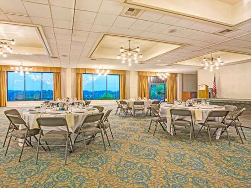 Photo of Baymont by Wyndham Bremerton WA