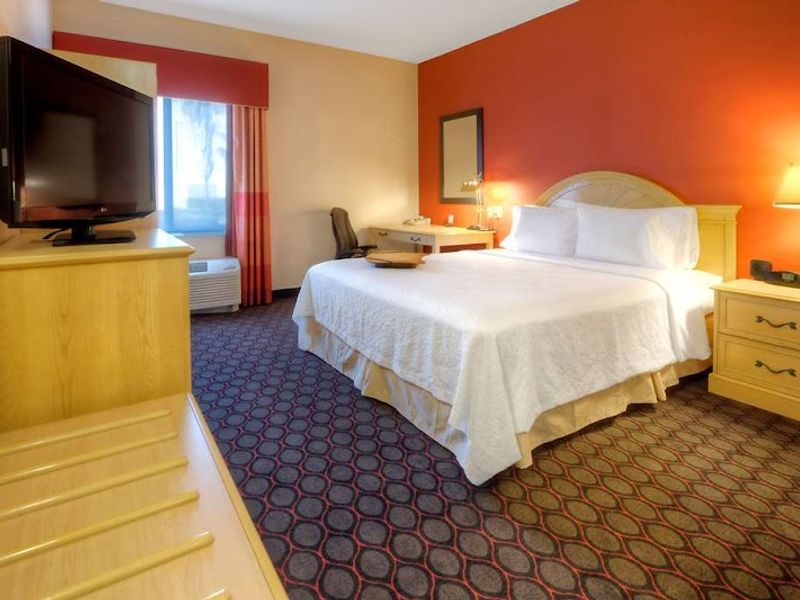 Photo of Hampton Inn Fremont