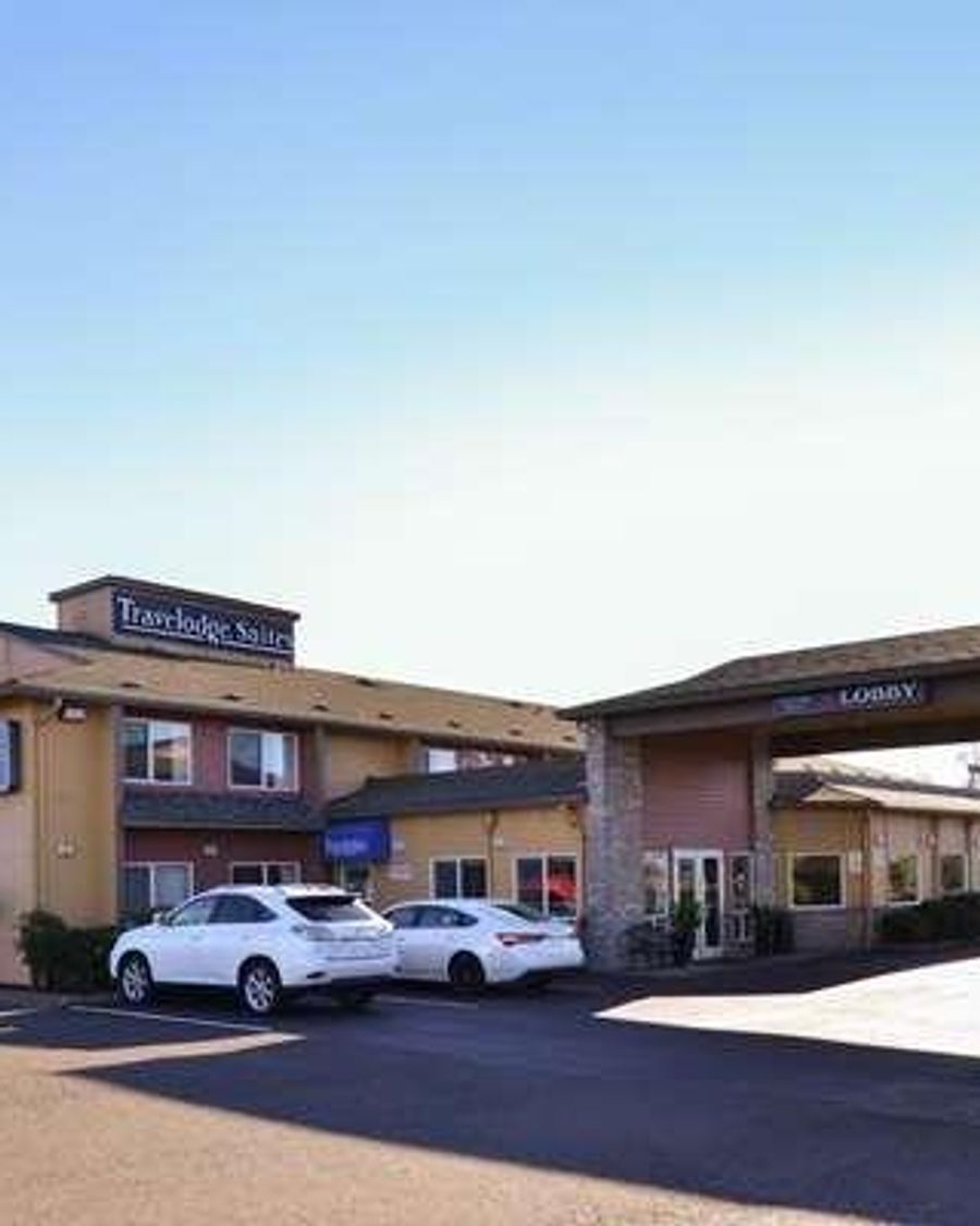 Travelodge Suites by Wyndham Newberg