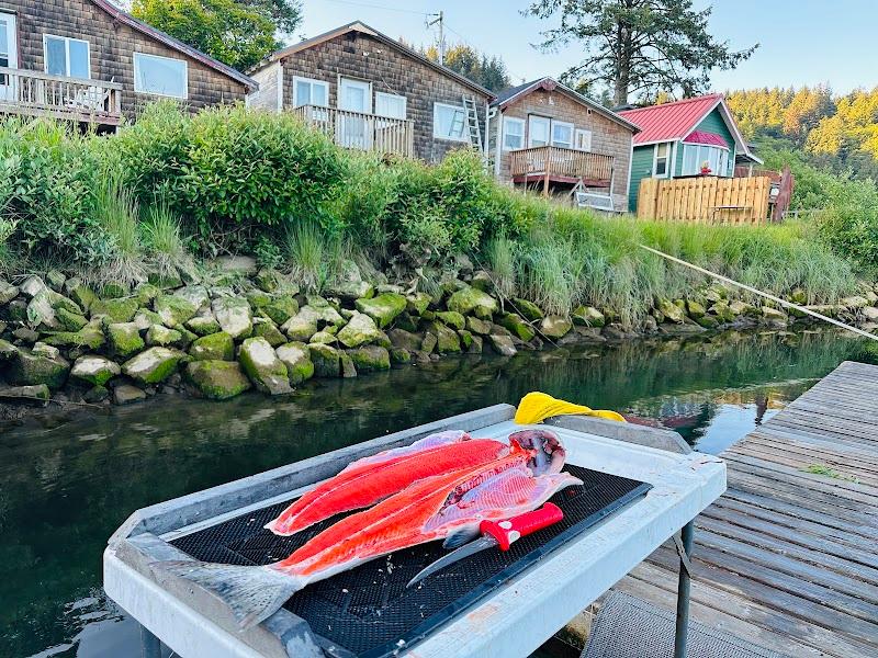 Photo of Raines Resort Cabins, RV & Campground in Pacific City / Woods