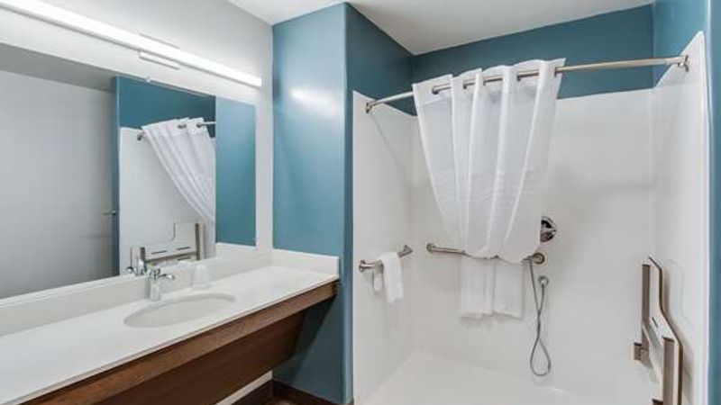 Photo of WoodSpring Suites Bakersfield Airport