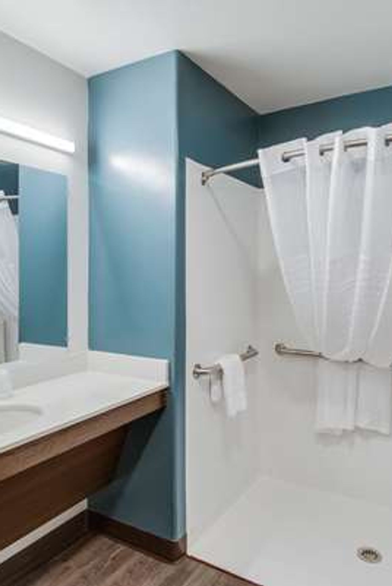 Photo of WoodSpring Suites Bakersfield Airport