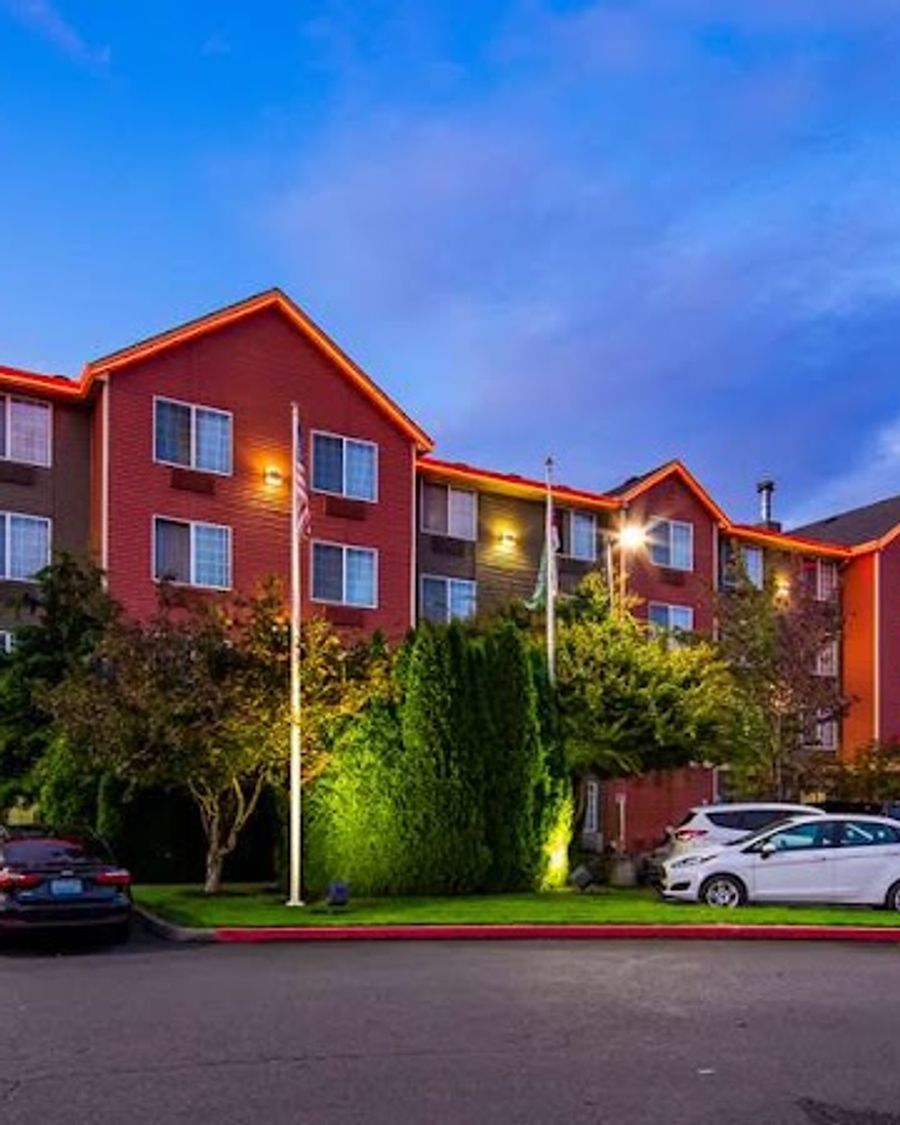 Best Western Plus Vancouver Mall Dr. Hotel & Suites
