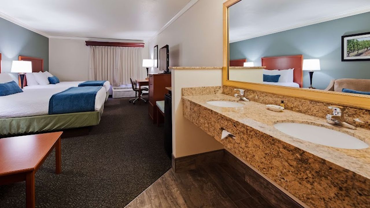 Photo of Best Western Plus Walla Walla Suites Inn