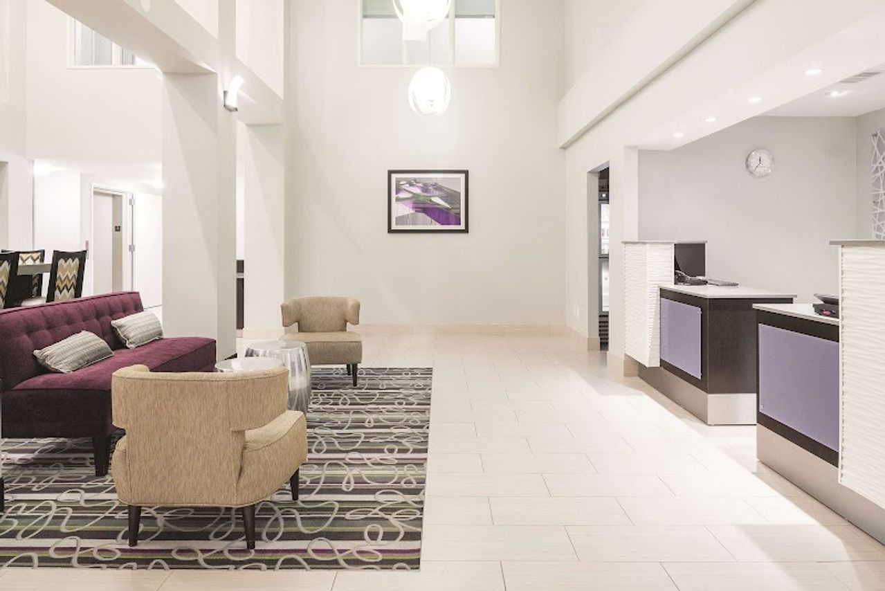 Photo of La Quinta Inn & Suites by Wyndham Fairfield - Napa Valley