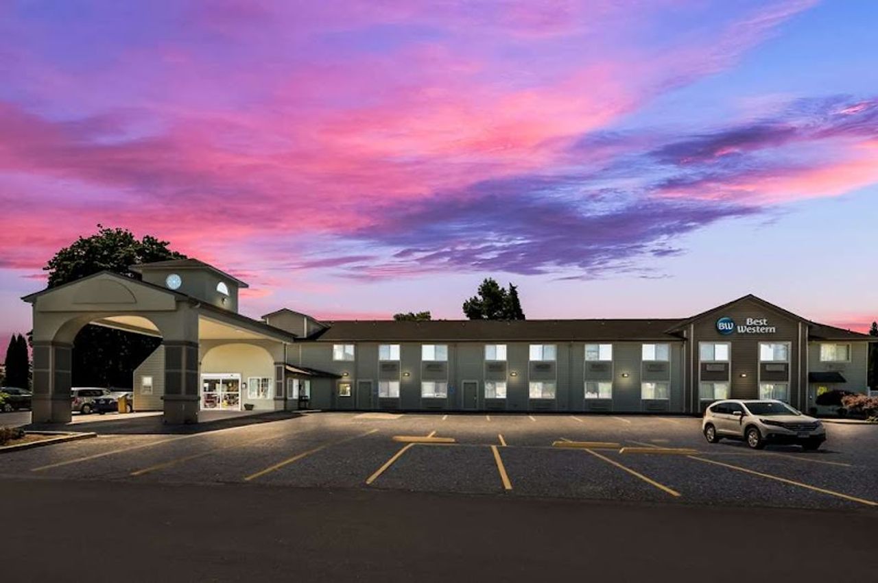 Photo of Best Western Cottage Grove Inn