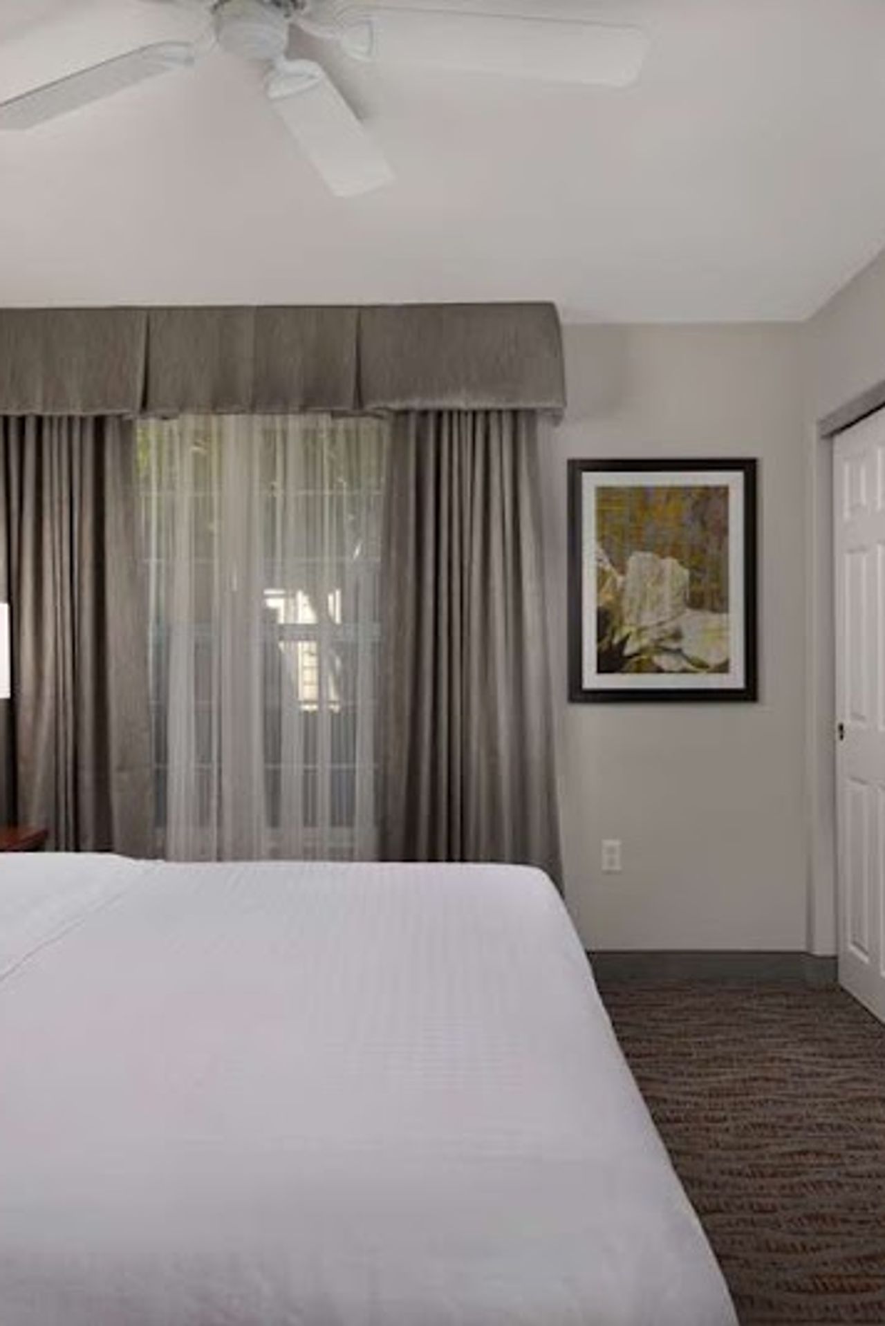 Photo of Homewood Suites by Hilton Vancouver-Portland