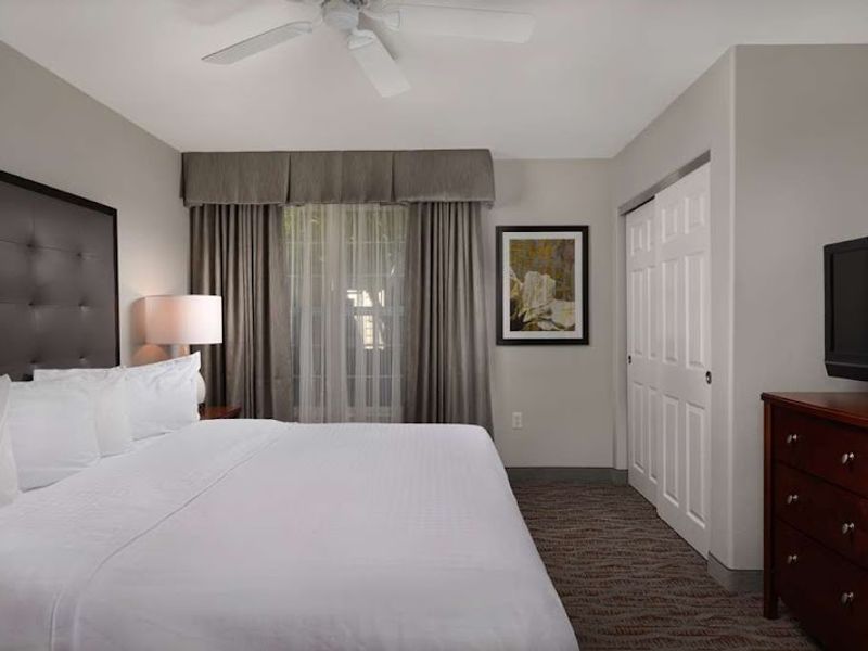 Photo of Homewood Suites by Hilton Vancouver-Portland