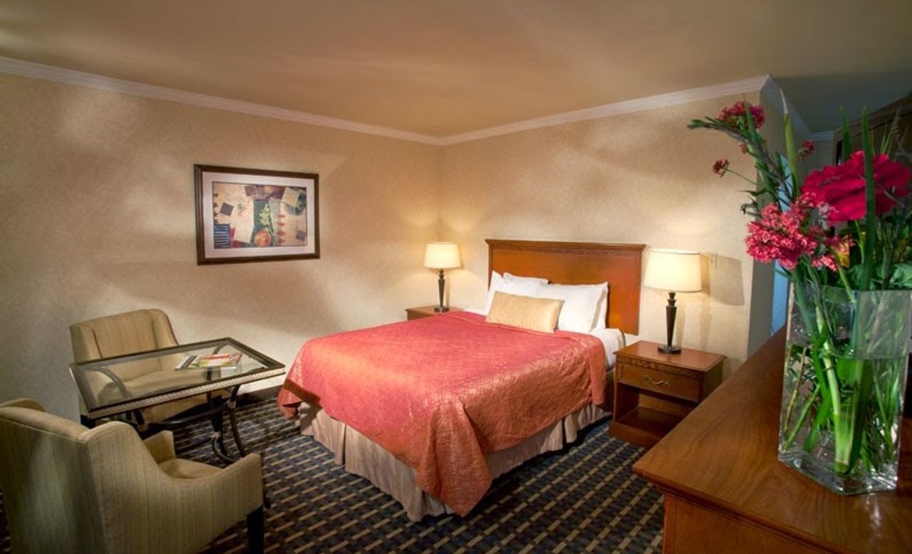 Photo of Best Western Garden Inn