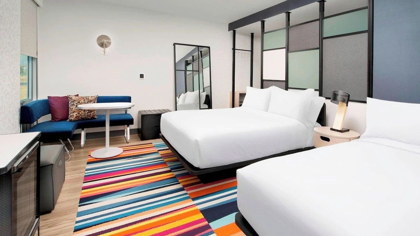 Aloft Sacramento Airport Natomas - Room, 2 Queen Beds