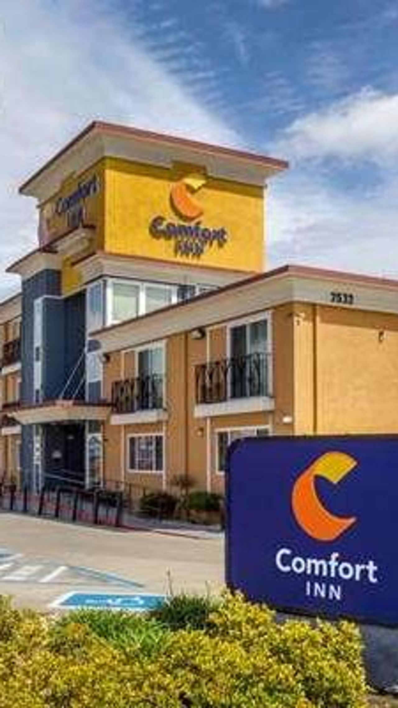 Photo of Comfort Inn Castro Valley